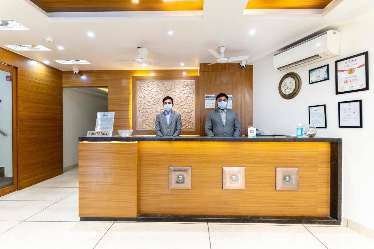 Hotel Ashish Ahmedabad Ngoại thất bức ảnh
