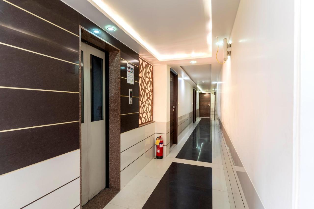 Hotel Ashish Ahmedabad Ngoại thất bức ảnh