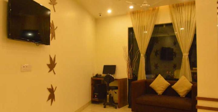 Hotel Ashish Ahmedabad Ngoại thất bức ảnh