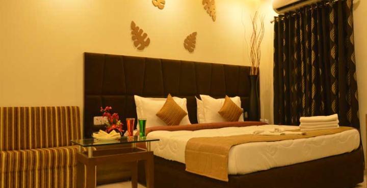 Hotel Ashish Ahmedabad Ngoại thất bức ảnh